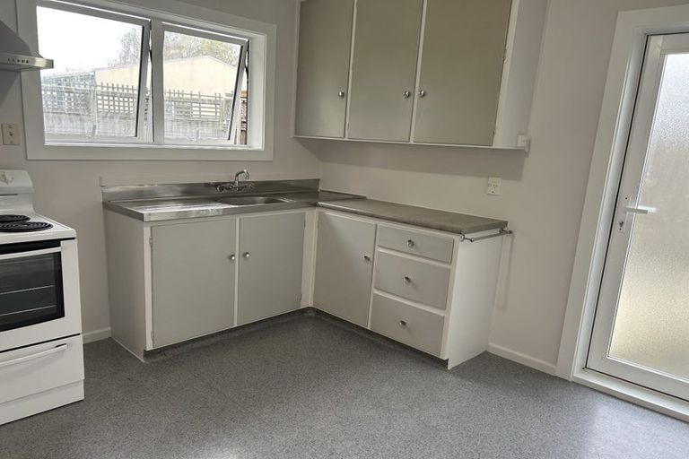 Photo of property in 4/112 Champion Street, Edgeware, Christchurch, 8013