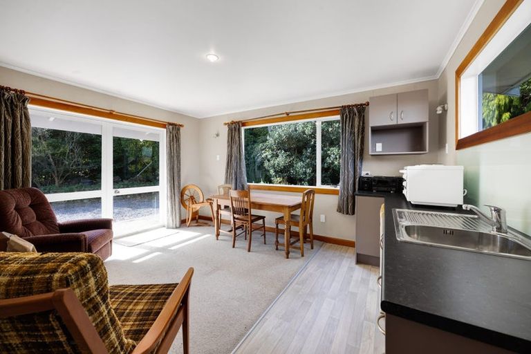 Photo of property in 724 Ararata Road, Ararata, Hawera, 4674