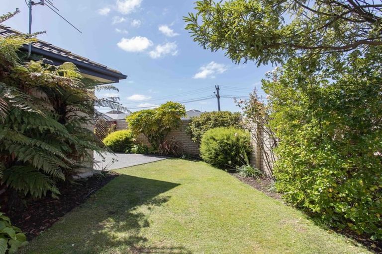 Photo of property in 118 Brynley Street, Hornby, Christchurch, 8042