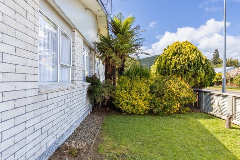 Photo of property in 16b Marere Avenue, Paraparaumu, 5032