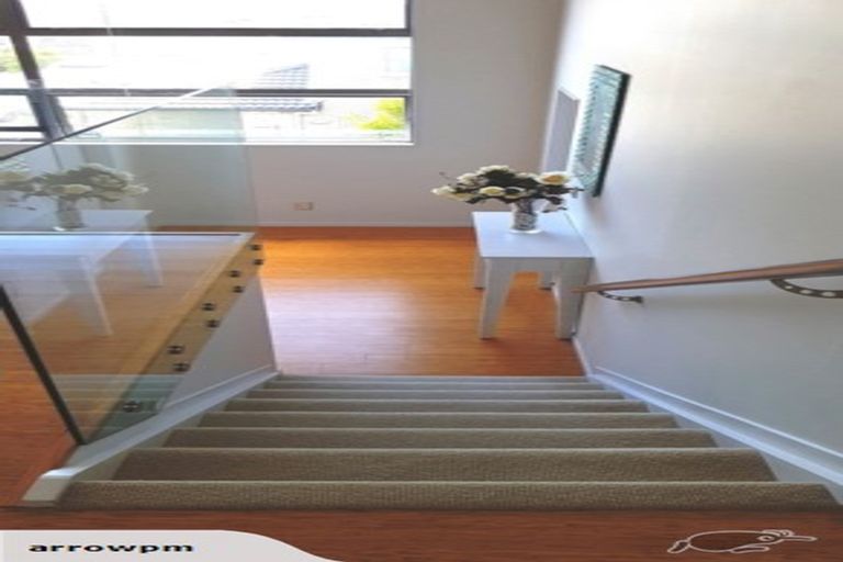 Photo of property in 34 Bur Oak Terrace, Schnapper Rock, Auckland, 0632