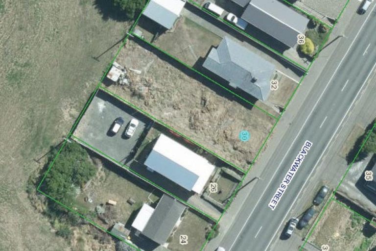 Photo of property in 30 Blackwater Street, Bluff, 9814