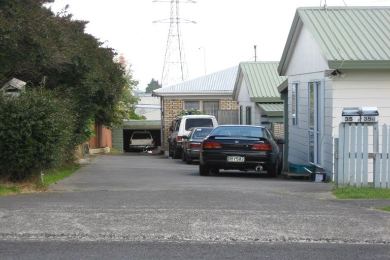 Photo of property in 1/35 Takanini Road, Takanini, 2112