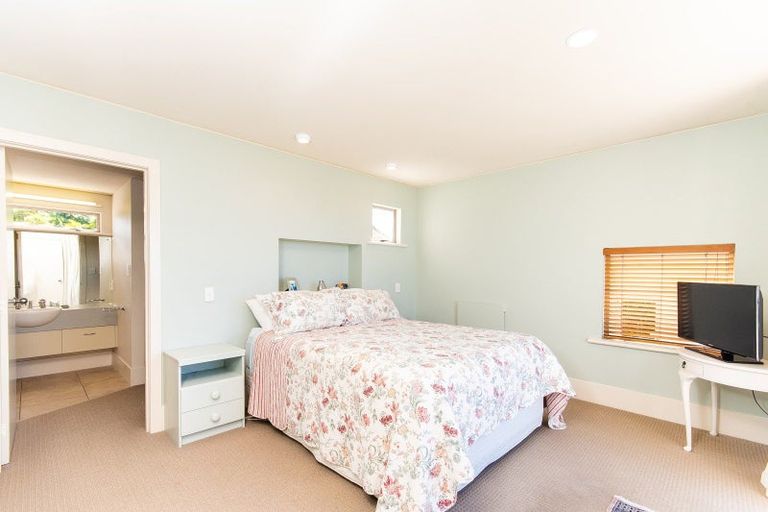 Photo of property in 47 Cumberland Rise, Taradale, Napier, 4112