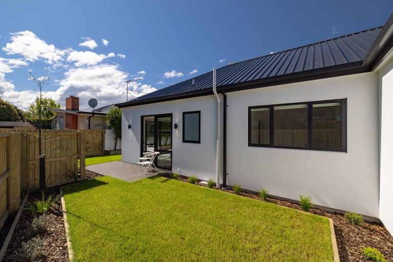 Photo of property in 121b Glandovey Road, Strowan, Christchurch, 8052