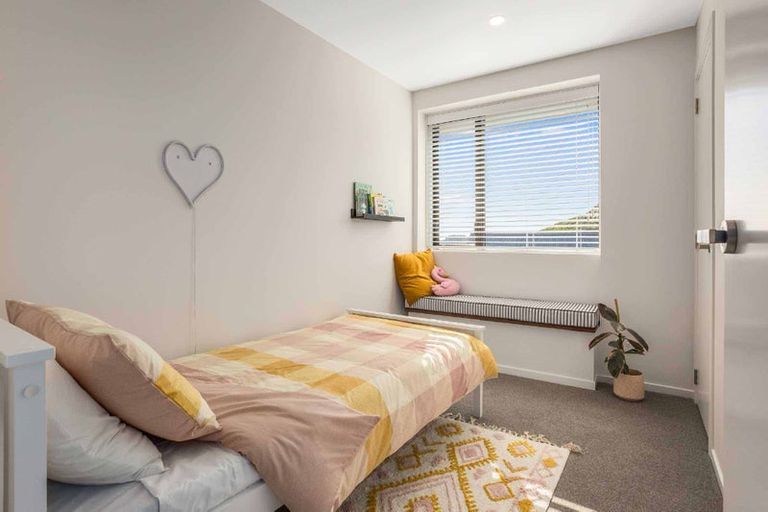 Photo of property in 79 Holystone Road, Whitby, 5024