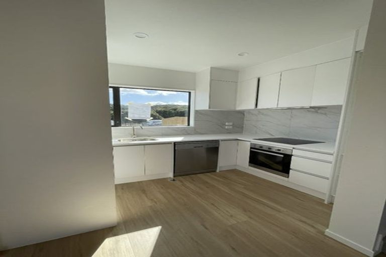 Photo of property in 19a Poruru Close, Papakura, 2110