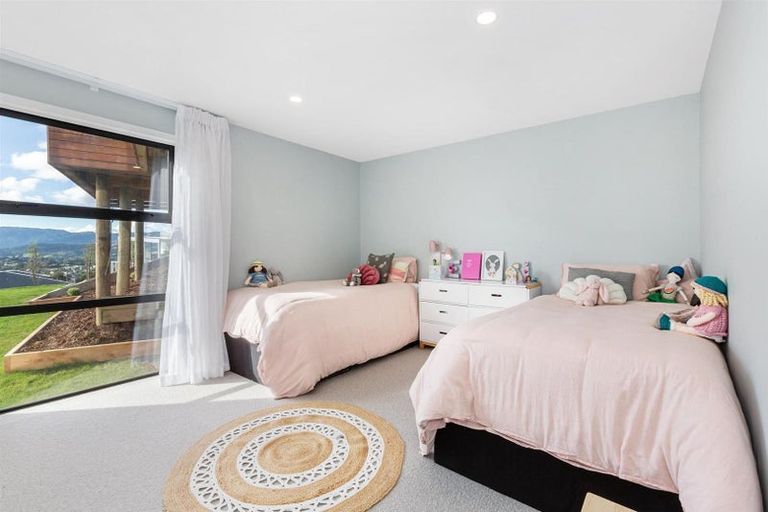 Photo of property in 65 Exploration Way, Whitby, Porirua, 5024