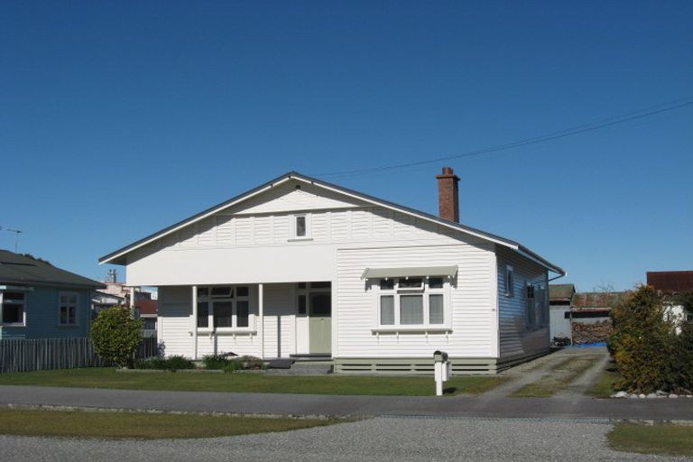 Photo of property in 207 Hampden Street, Hokitika, 7810