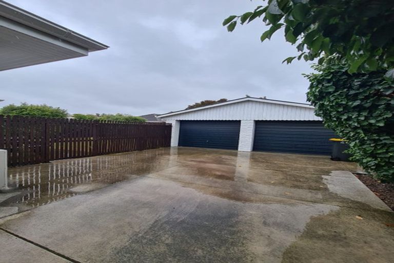 Photo of property in 44 Vivian Street, Burwood, Christchurch, 8083