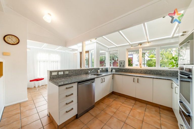 Photo of property in 35 Kiwi Street, Alicetown, Lower Hutt, 5010