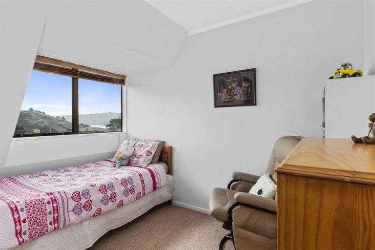 Photo of property in 13 James Cook Drive, Whitby, Porirua, 5024