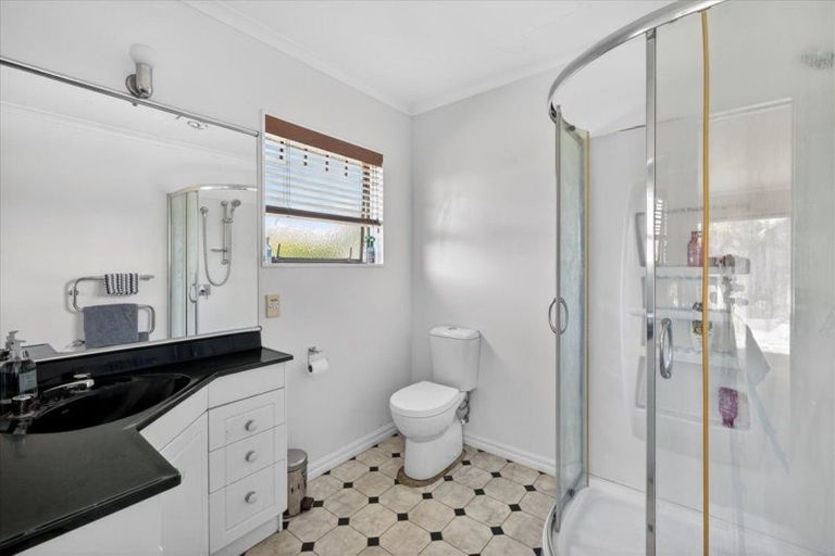 Photo of property in 4 Halesia Place, Mount Maunganui, 3116