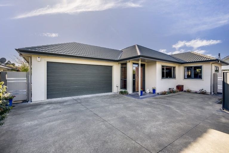 Photo of property in 15a Harpham Street, Taradale, Napier, 4112