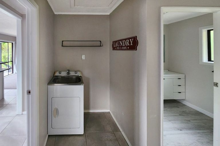 Photo of property in 16 Crystal Grove, Birchville, Upper Hutt, 5018