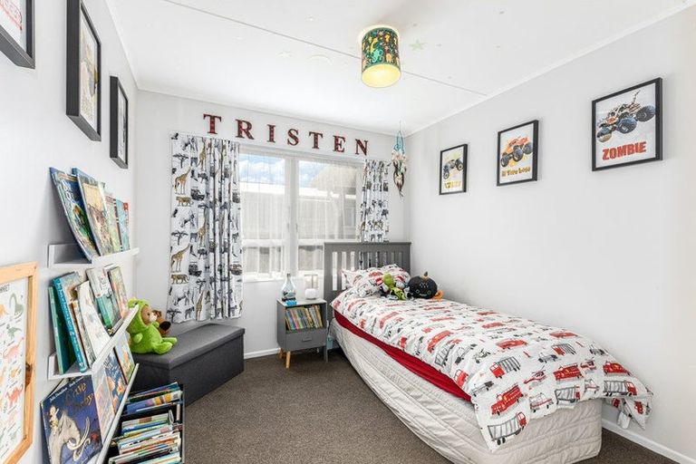 Photo of property in 43 Mohaka Street, Wainuiomata, Lower Hutt, 5014