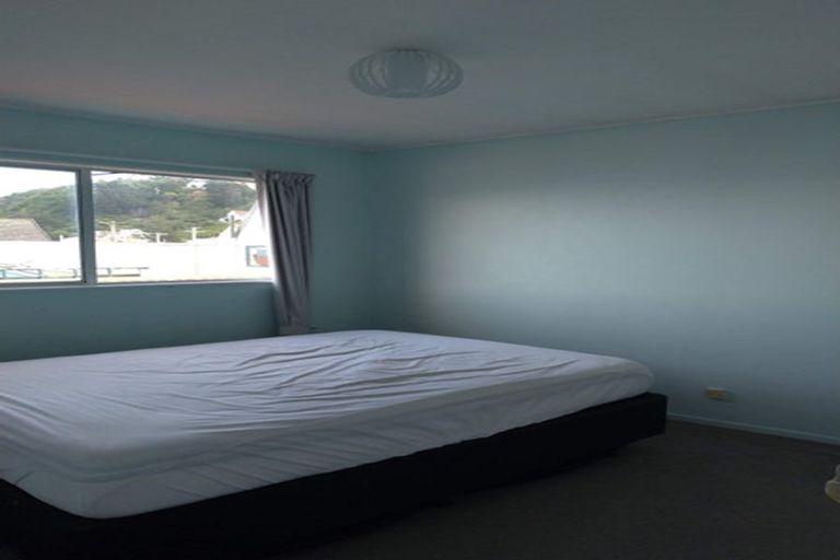 Photo of property in 197b Queens Drive, Lyall Bay, Wellington, 6022