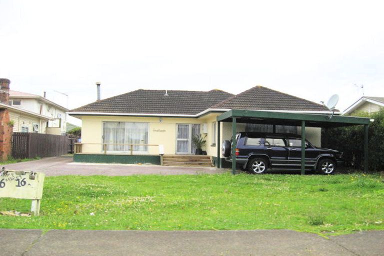 Photo of property in 16 Hall Avenue, Mangere, Auckland, 2022