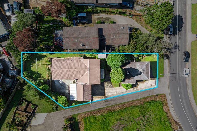 Photo of property in 23 Glamorgan Drive, Torbay, Auckland, 0630