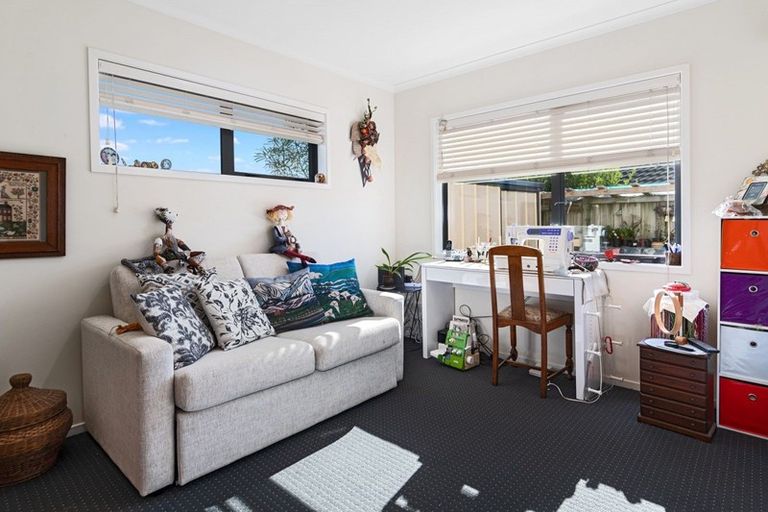 Photo of property in 14 Bathurst Crescent, Pyes Pa, Tauranga, 3112