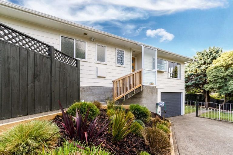 Photo of property in 33 Thimble Lane, Whitby, Porirua, 5024