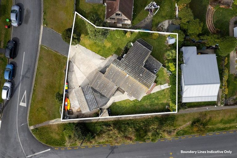 Photo of property in 1 Magnetic Street, Port Chalmers, 9023