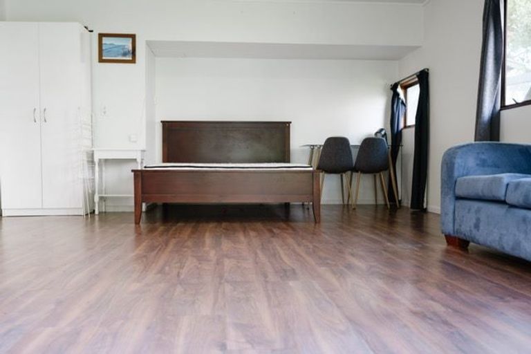 Photo of property in 7 Geoffrey Road, Torbay, Auckland, 0630