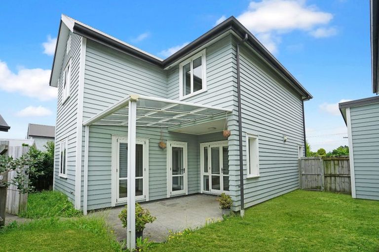 Photo of property in 75 Grove Road, Papakura, 2110