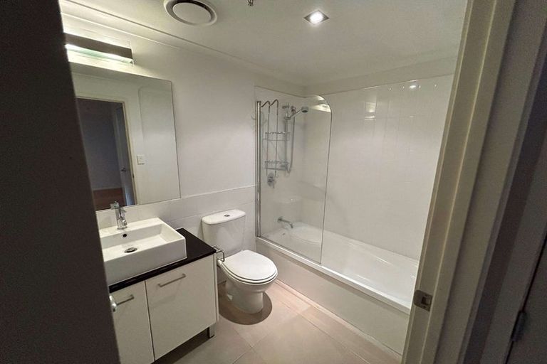 Photo of property in 106/332 Maunganui Road, Mount Maunganui, 3116