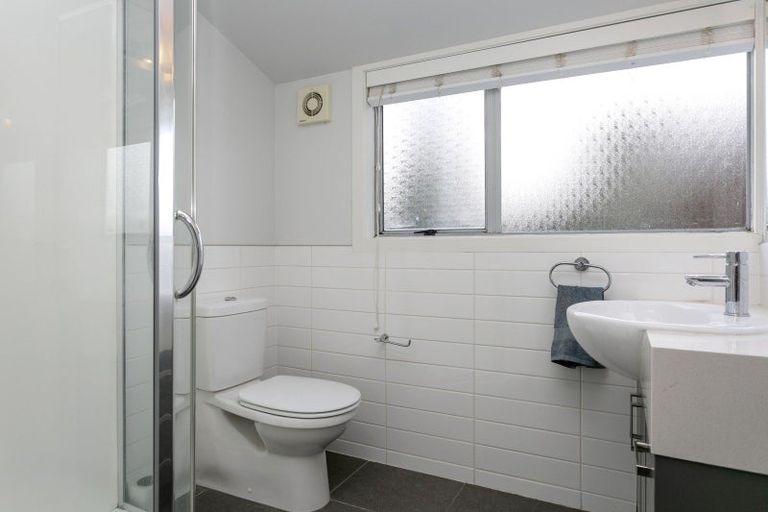 Photo of property in 300 Lake Terrace, Two Mile Bay, Taupo, 3330