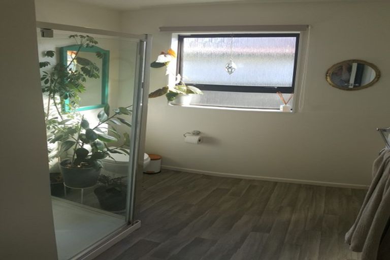 Photo of property in 47 Mackworth Street, Woolston, Christchurch, 8062