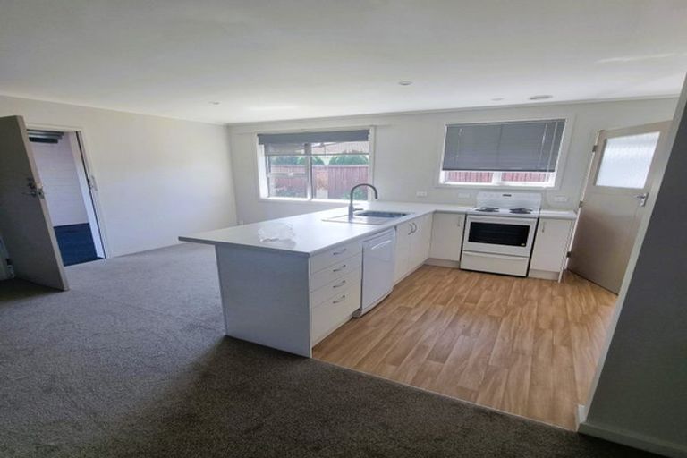 Photo of property in 240 South Road, Hawera, 4610