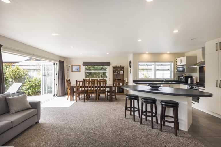 Photo of property in 68 James Line, Kelvin Grove, Palmerston North, 4414