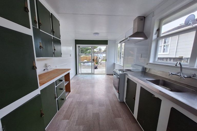 Photo of property in 5 Gubb Place, Otara, Auckland, 2023
