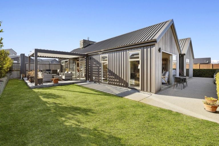 Photo of property in 30 Mount Linton Avenue, Wanaka, 9305