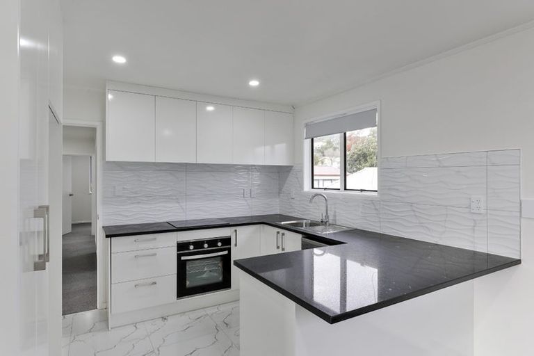 Photo of property in 148 Solar Road, Glen Eden, Auckland, 0602