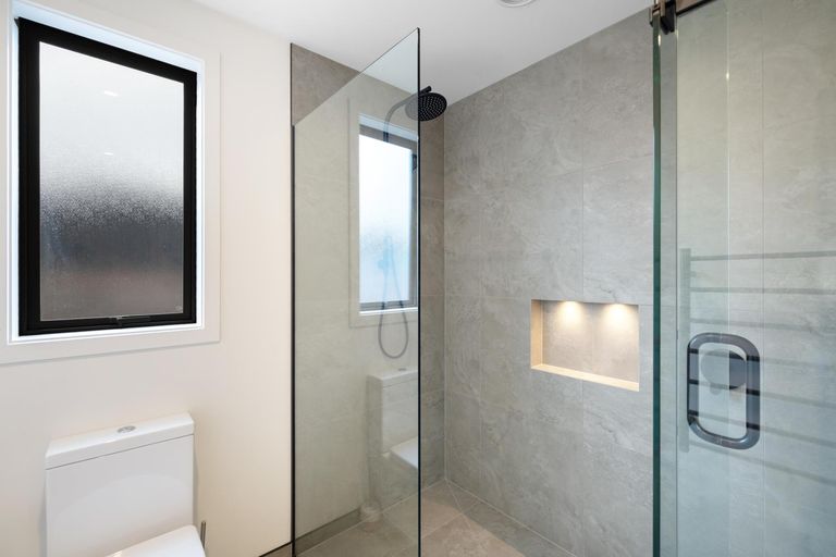 Photo of property in 5 Peterculter Drive, Wanaka, 9305