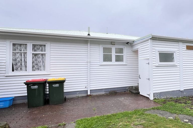 Photo of property in 7 Hay Street, Wainuiomata, Lower Hutt, 5014