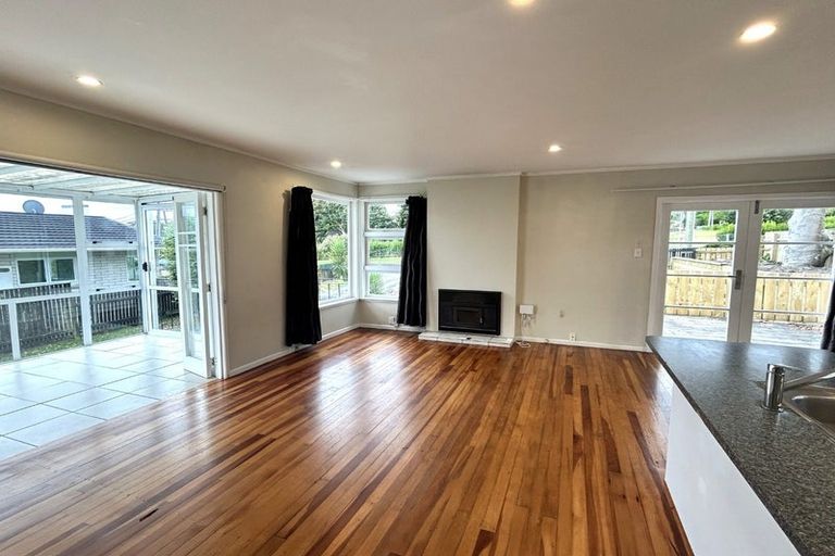Photo of property in 4 Utauta Street, Waikanae, 5036