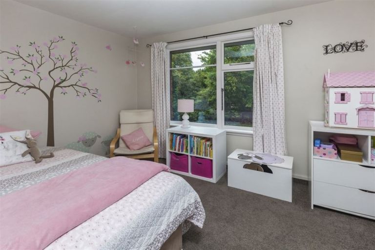 Photo of property in 73 Eders Road, Woodend, 7610