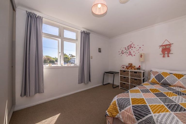 Photo of property in 81 Queen Street, Westport, 7825