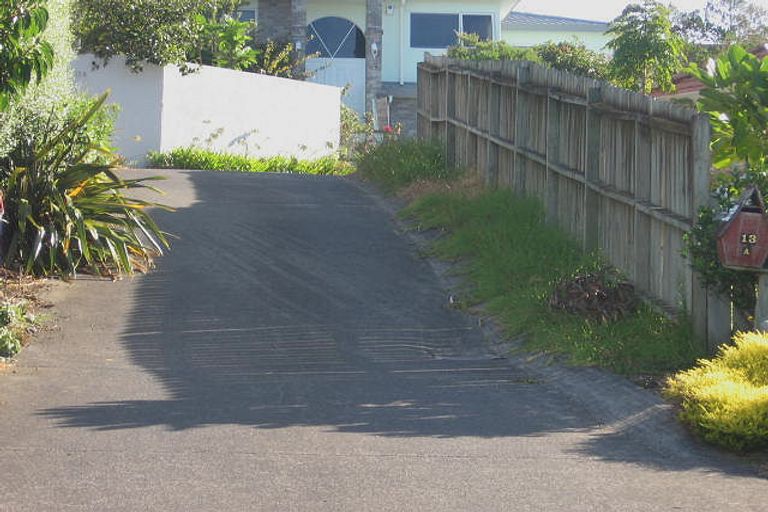 Photo of property in 2/13 Greenridge Court, Glenfield, Auckland, 0629