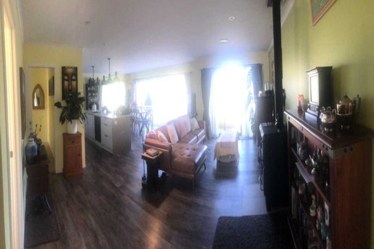Photo of property in 2 Te Ara Karoiroa Road, 4374