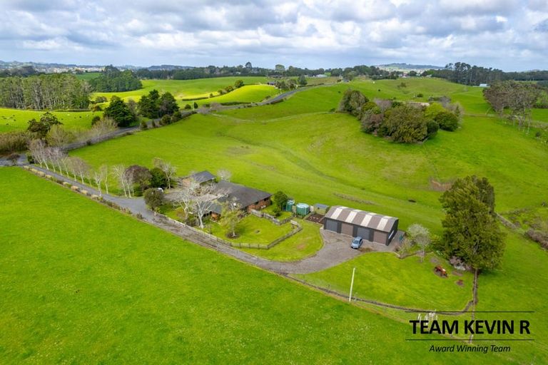 Photo of property in 113 Ostrich Farm Road, Pukekohe, 2676