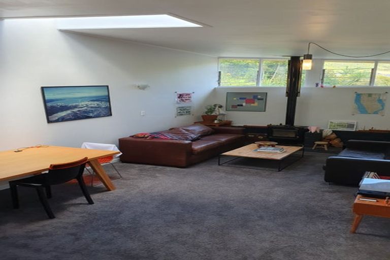 Photo of property in 36 Silverstream Road, Crofton Downs, Wellington, 6035