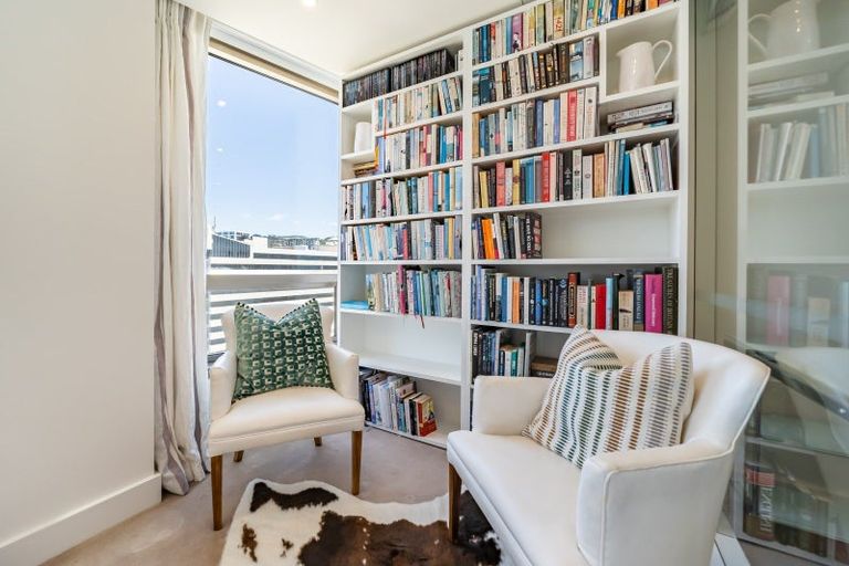Photo of property in 807/1u Market Lane, Wellington Central, Wellington, 6011