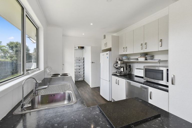 Photo of property in 1 Matipo Drive, Tuakau, 2121