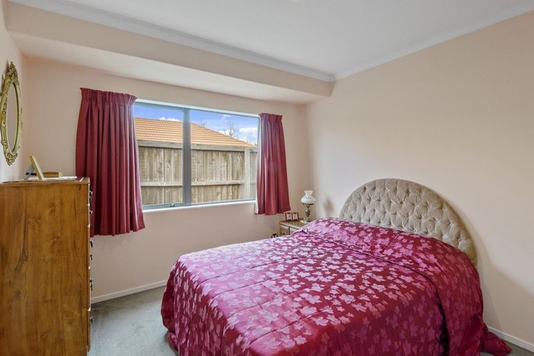 Photo of property in 17 Richard Seddon Drive, Northwood, Christchurch, 8051