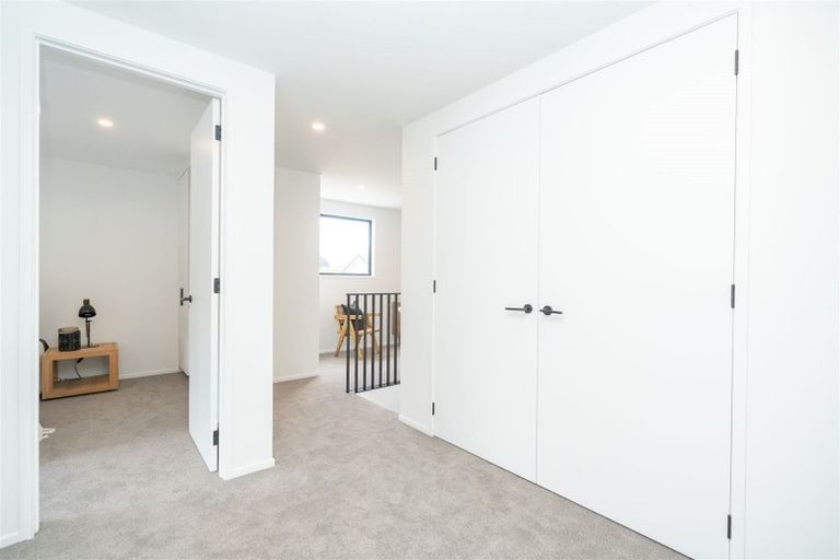 Photo of property in 23u2 Strowan Avenue, Fairfield, Hamilton, 3214