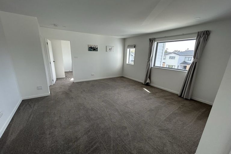 Photo of property in 19 St Claire Road, Silverdale, 0932